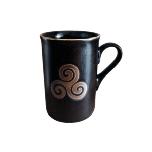 Mug Triskell noir et or